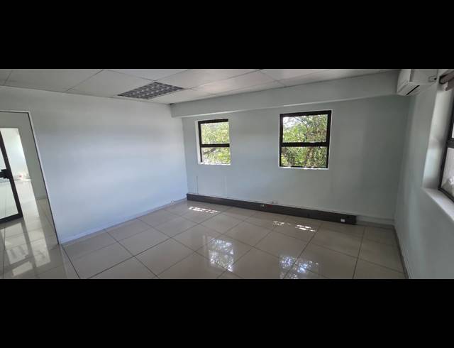 143M² OFFICE TO LET IN SONHEUWEL